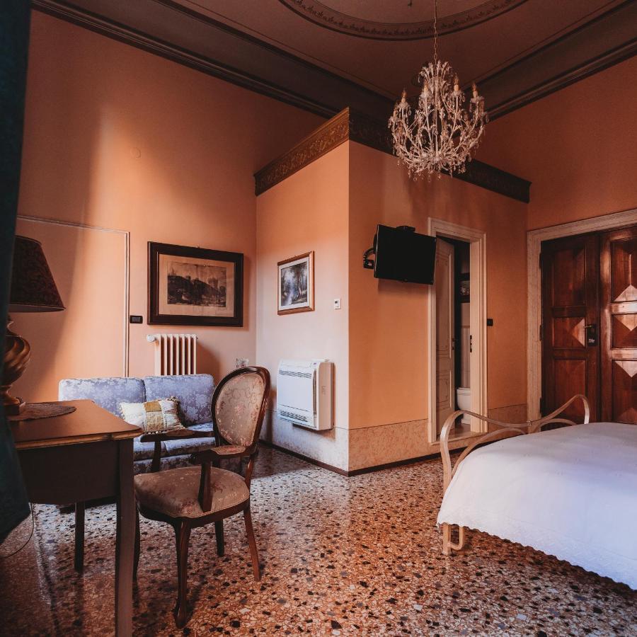 Hotel Salotto Delle Arti Modena Zewnętrze zdjęcie